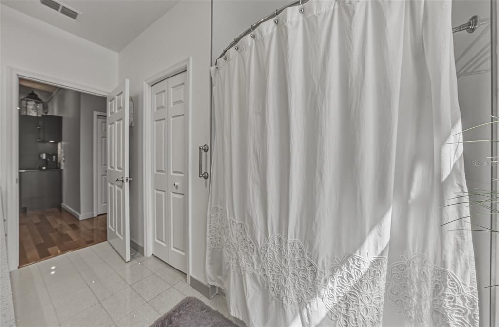 На продажу: $599,999 (3 спален, 2 ванн, 2218 Квадратных фут)