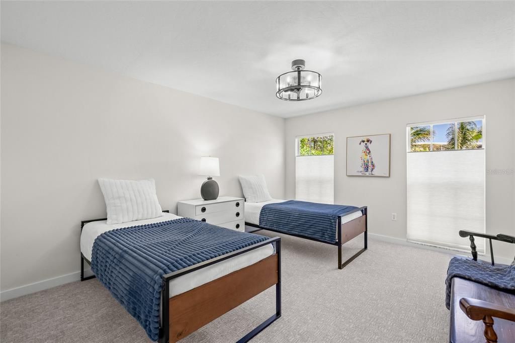 For Sale: $1,199,000 (3 beds, 2 baths, 2830 Square Feet)