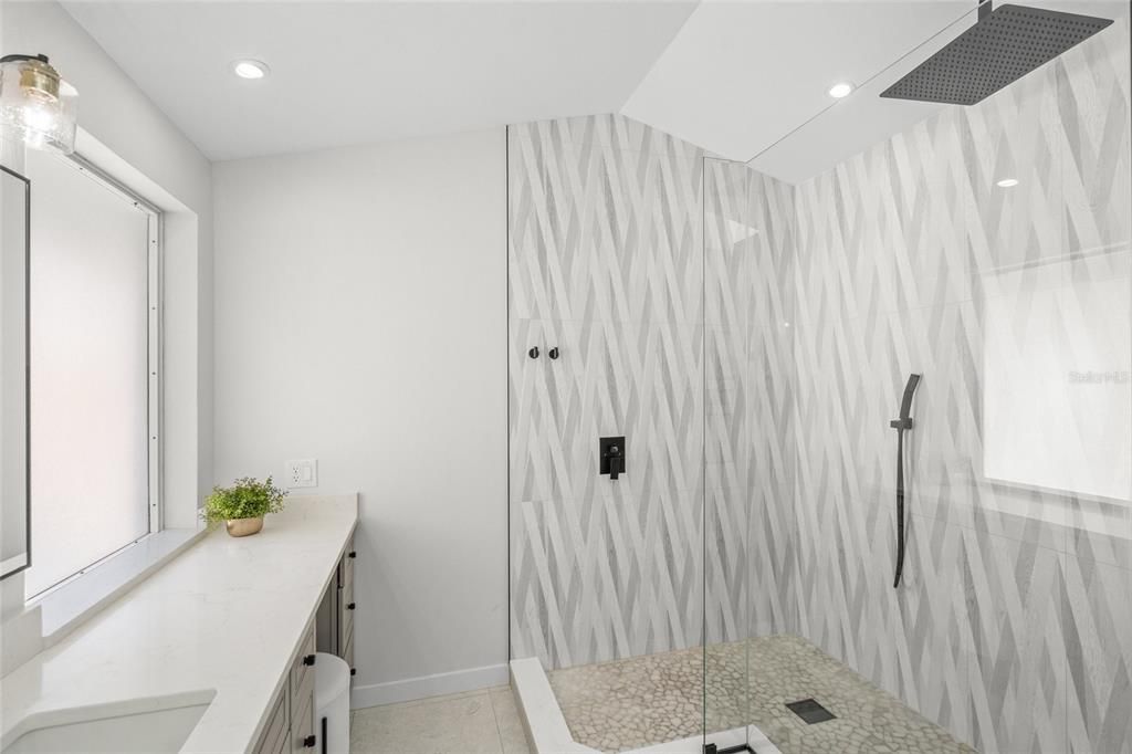 For Sale: $1,199,000 (3 beds, 2 baths, 2830 Square Feet)