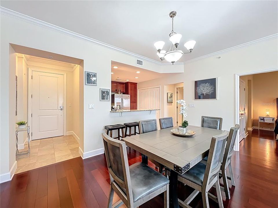 En Venta: $339,000 (1 camas, 1 baños, 914 Pies cuadrados)