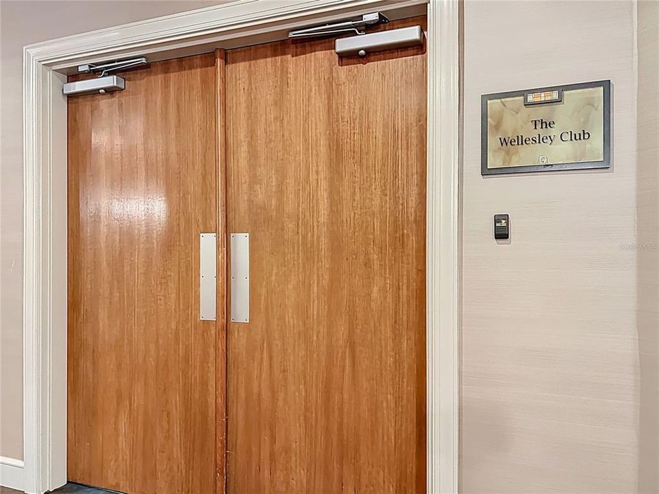 En Venta: $339,000 (1 camas, 1 baños, 914 Pies cuadrados)