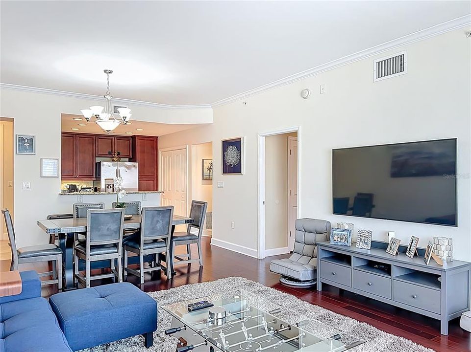 En Venta: $339,000 (1 camas, 1 baños, 914 Pies cuadrados)