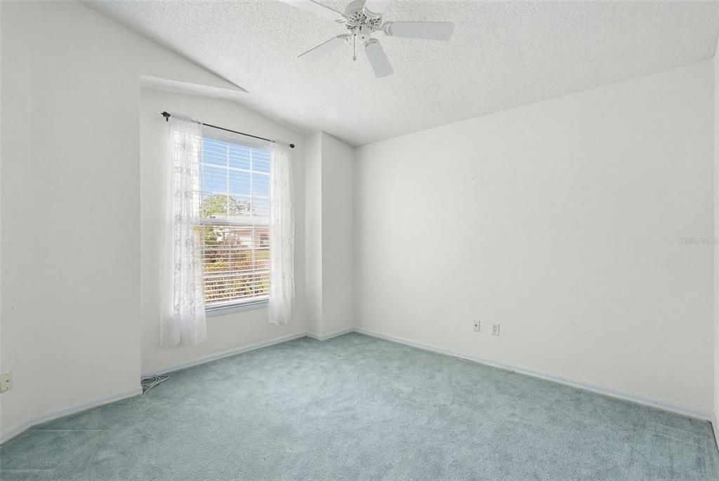 Activo con contrato: $239,000 (2 camas, 2 baños, 1456 Pies cuadrados)
