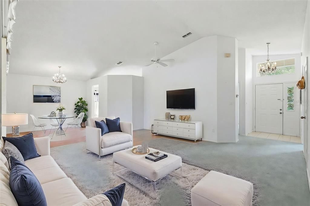 Activo con contrato: $239,000 (2 camas, 2 baños, 1456 Pies cuadrados)