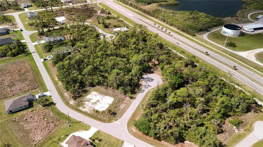 На продажу: $21,000 (0.17 acres)