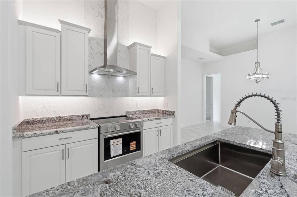 For Sale: $893,000 (4 beds, 3 baths, 3521 Square Feet)