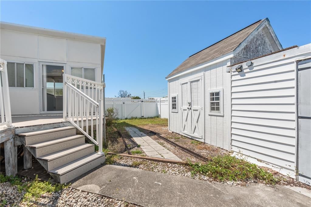 For Sale: $149,000 (3 beds, 2 baths, 1356 Square Feet)