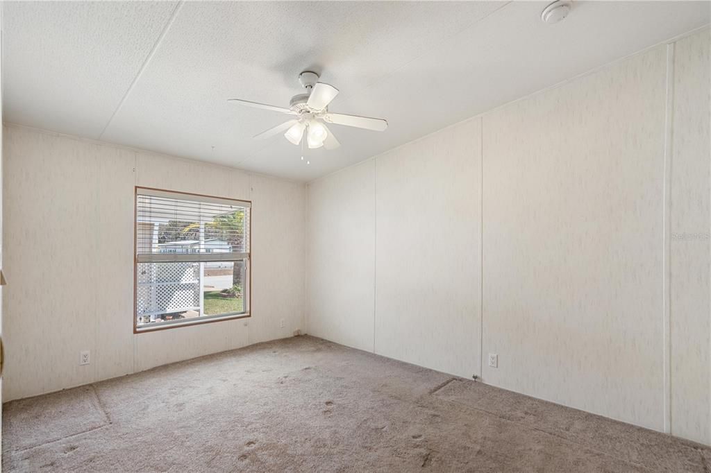 For Sale: $149,000 (3 beds, 2 baths, 1356 Square Feet)