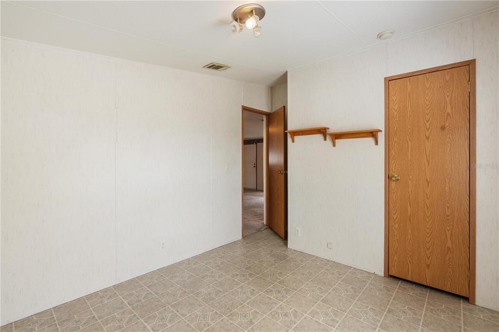 For Sale: $149,000 (3 beds, 2 baths, 1356 Square Feet)