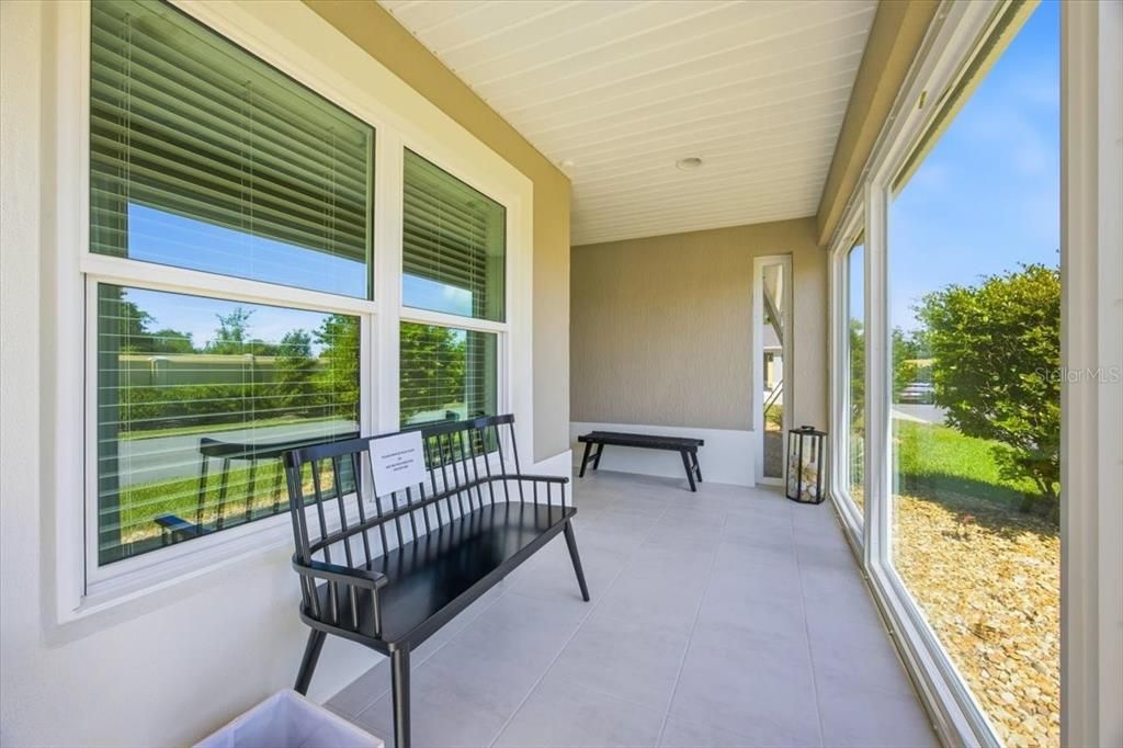 For Sale: $425,000 (3 beds, 2 baths, 1525 Square Feet)