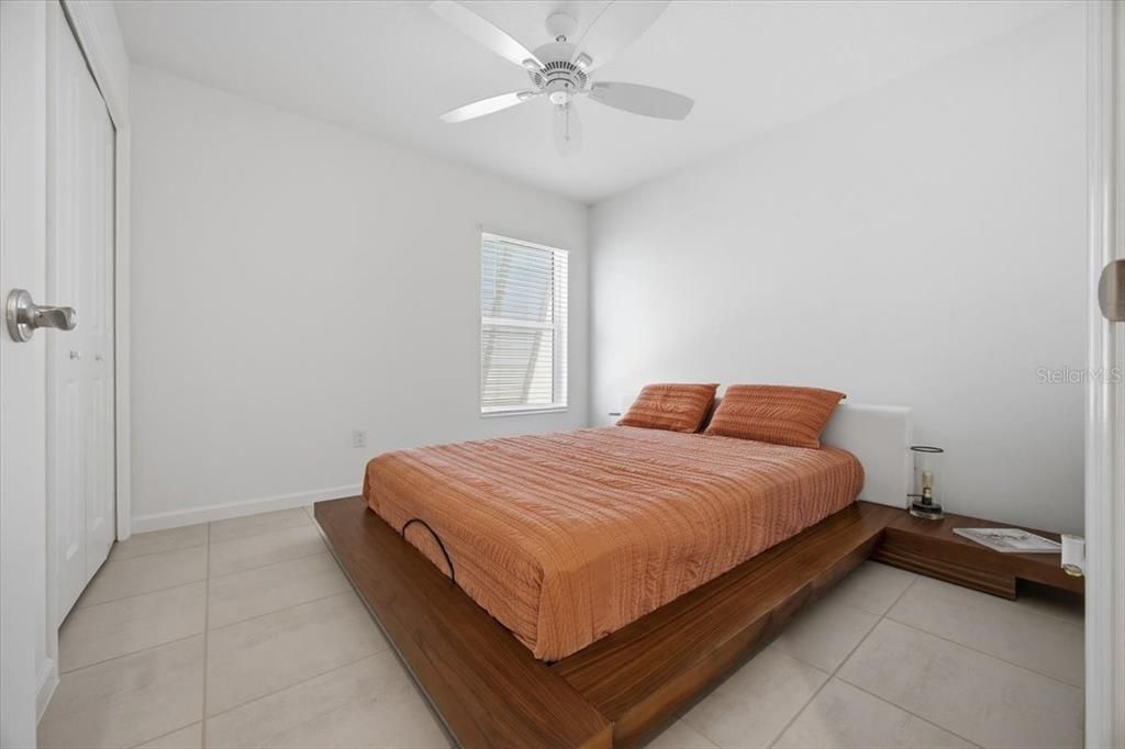 For Sale: $425,000 (3 beds, 2 baths, 1525 Square Feet)