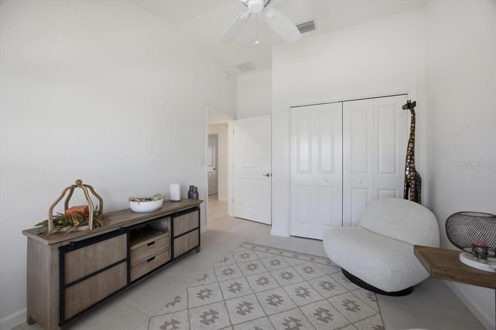 For Sale: $425,000 (3 beds, 2 baths, 1525 Square Feet)