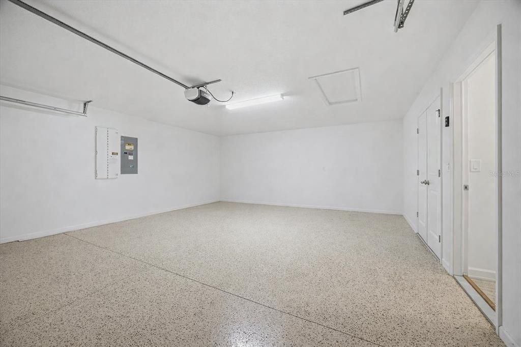 For Sale: $425,000 (3 beds, 2 baths, 1525 Square Feet)