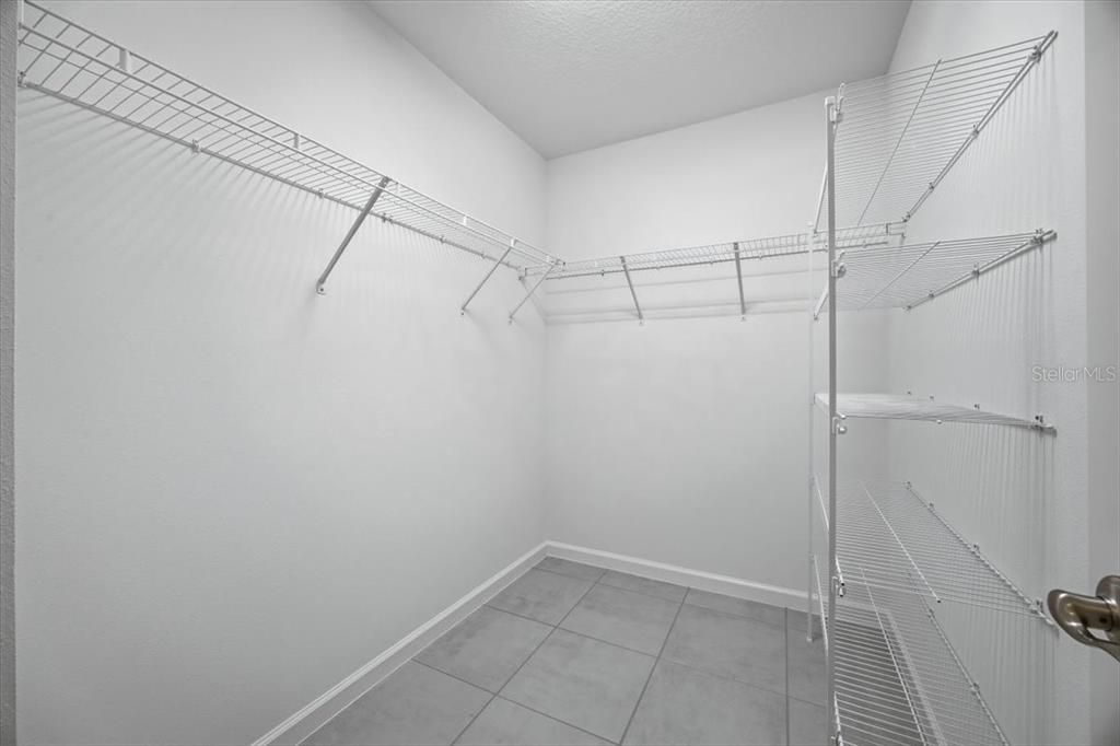 For Sale: $425,000 (3 beds, 2 baths, 1525 Square Feet)
