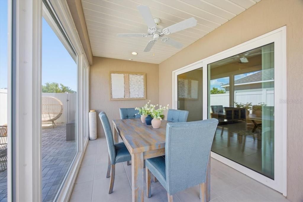 For Sale: $425,000 (3 beds, 2 baths, 1525 Square Feet)