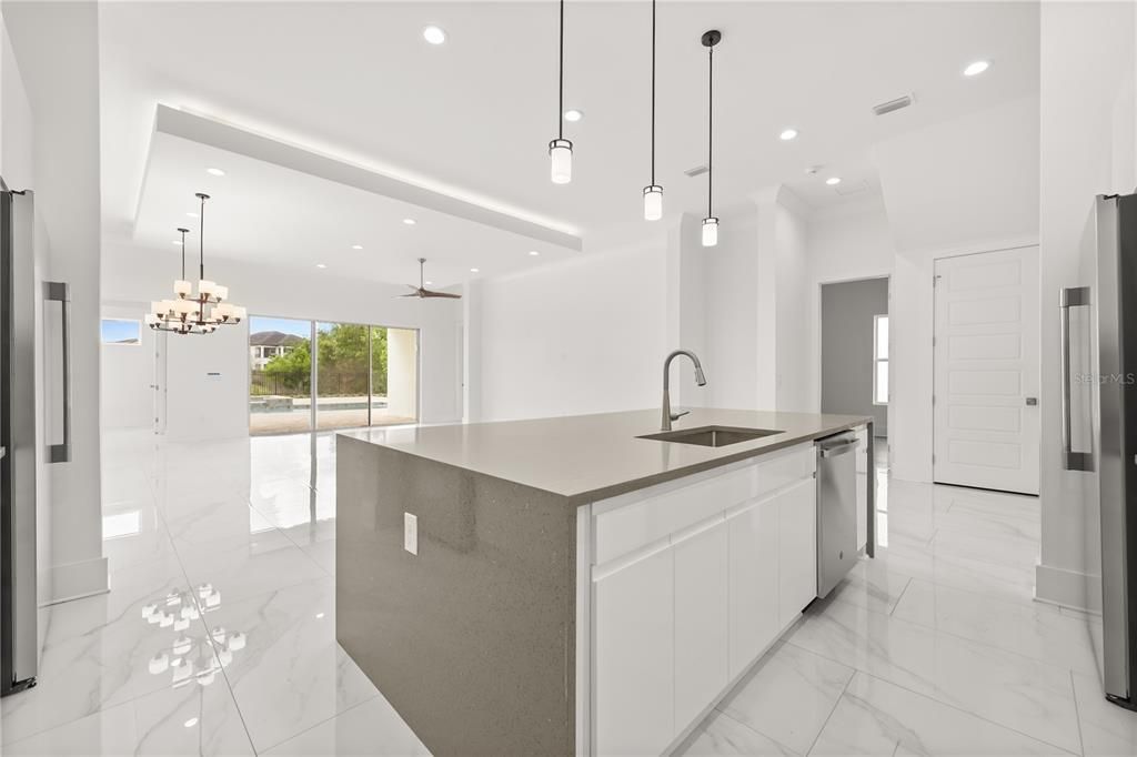 For Sale: $1,500,000 (9 beds, 8 baths, 5154 Square Feet)