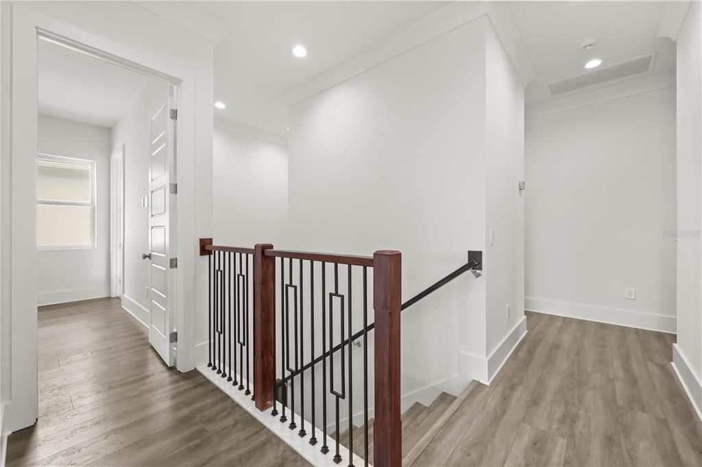 For Sale: $1,500,000 (9 beds, 8 baths, 5154 Square Feet)