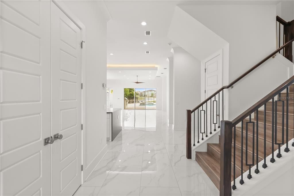 For Sale: $1,500,000 (9 beds, 8 baths, 5154 Square Feet)