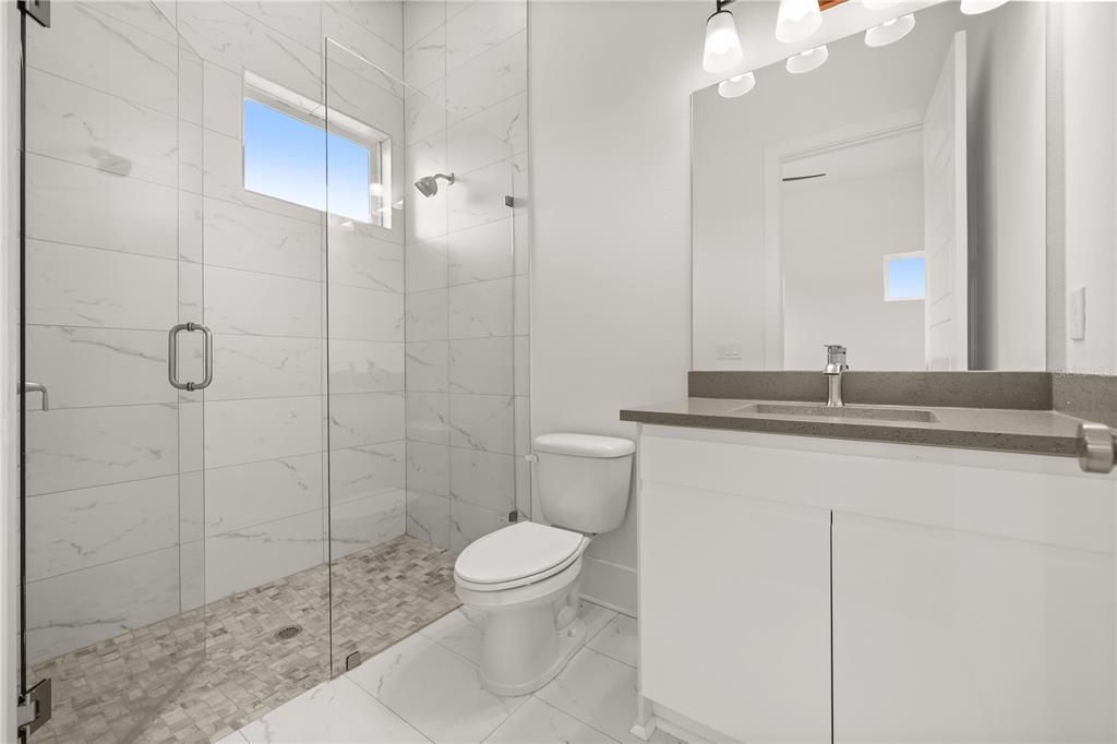 For Sale: $1,500,000 (9 beds, 8 baths, 5154 Square Feet)