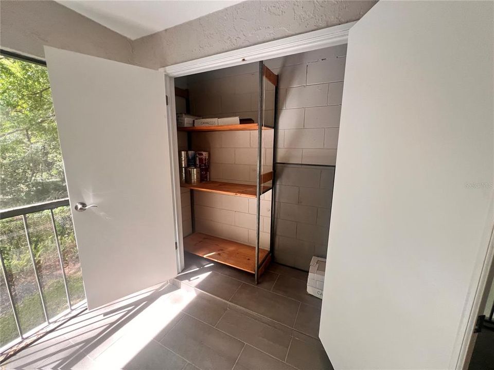 Activo con contrato: $1,775 (3 camas, 2 baños, 1473 Pies cuadrados)