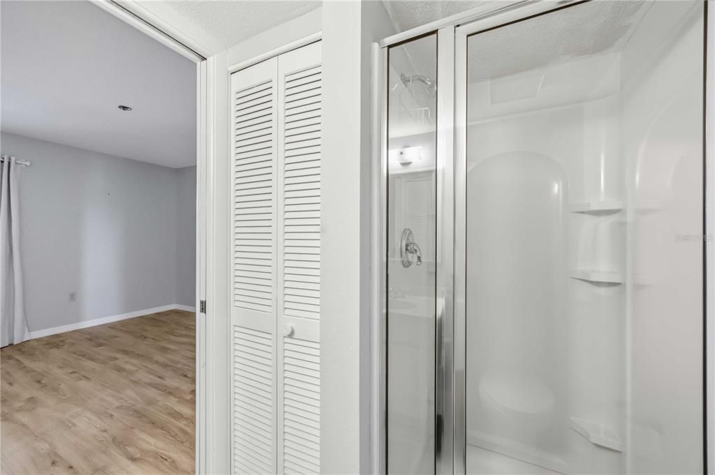 На продажу: $205,000 (2 спален, 2 ванн, 963 Квадратных фут)