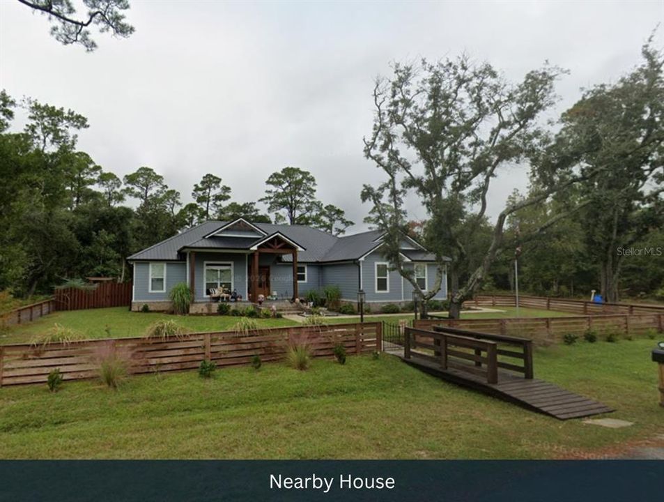 На продажу: $55,000 (0.56 acres)