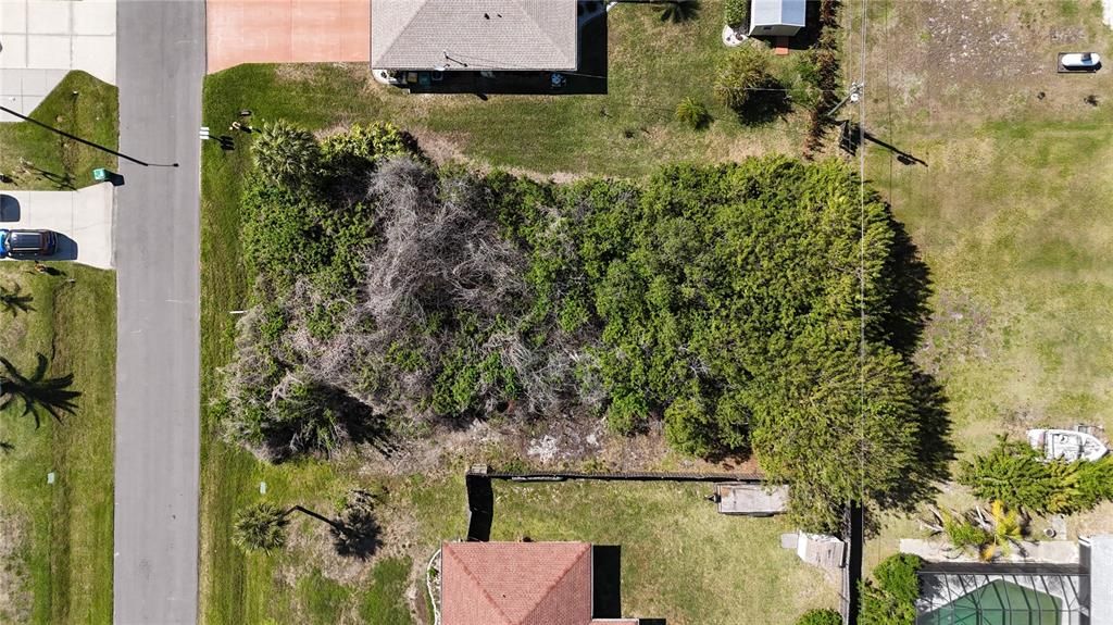 На продажу: $25,000 (0.24 acres)