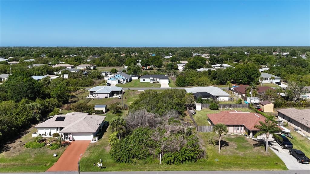 На продажу: $25,000 (0.24 acres)