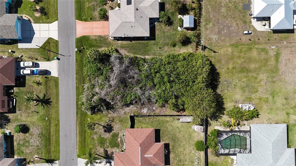 На продажу: $25,000 (0.24 acres)