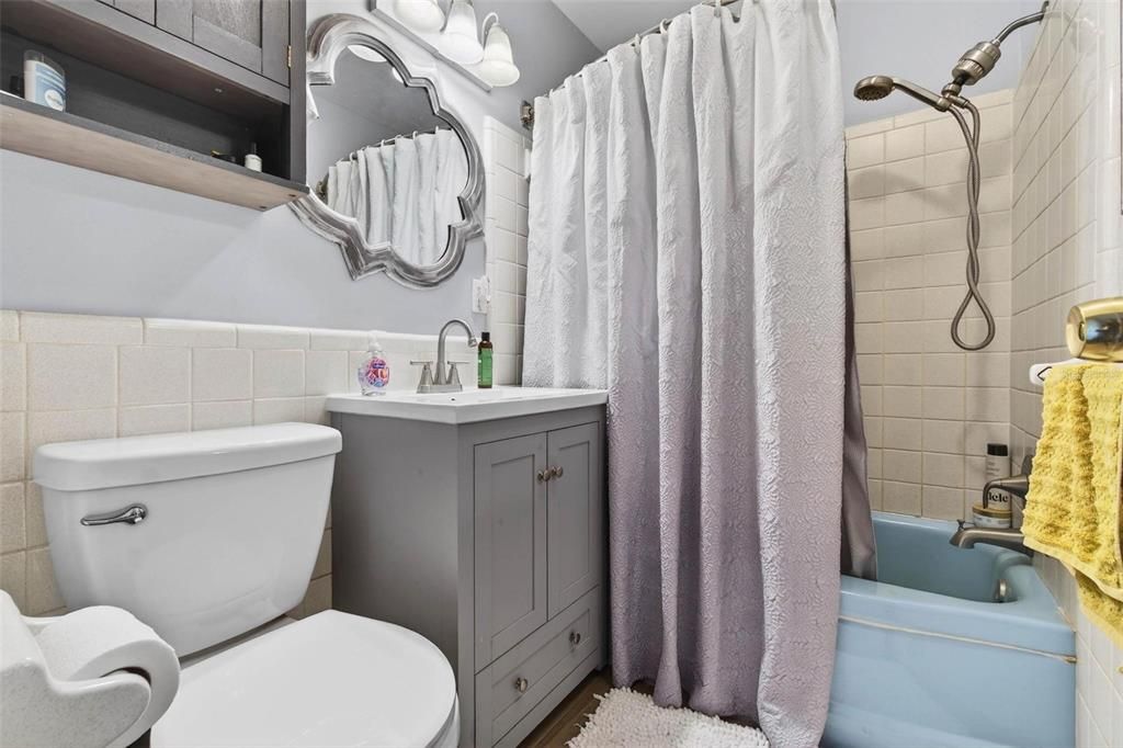 For Sale: $74,990 (1 beds, 1 baths, 480 Square Feet)