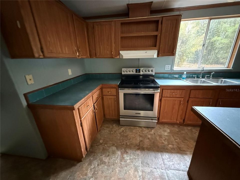 En Venta: $165,000 (3 camas, 2 baños, 2034 Pies cuadrados)