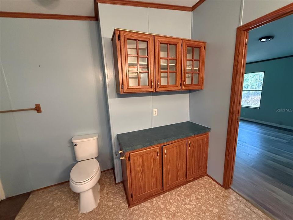 En Venta: $165,000 (3 camas, 2 baños, 2034 Pies cuadrados)
