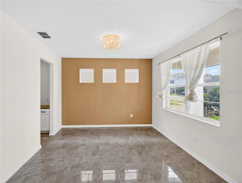 En Venta: $789,000 (5 camas, 5 baños, 3781 Pies cuadrados)