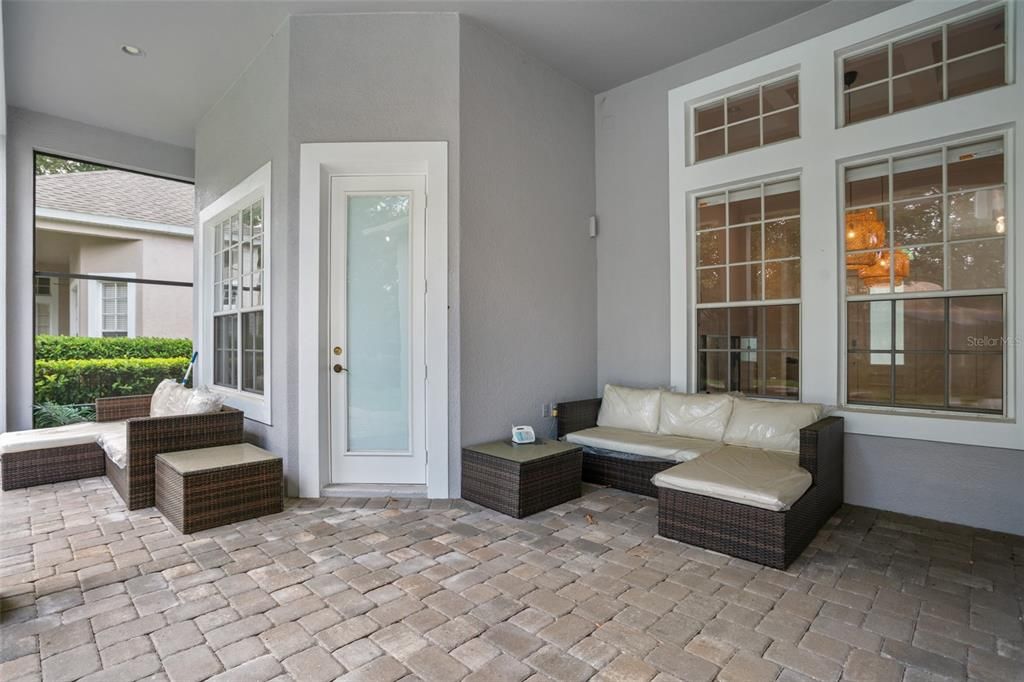 For Sale: $1,400,000 (5 beds, 4 baths, 3164 Square Feet)