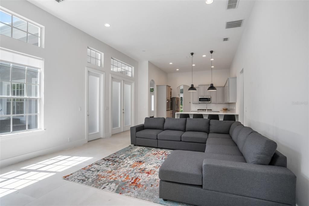 For Sale: $1,400,000 (5 beds, 4 baths, 3164 Square Feet)