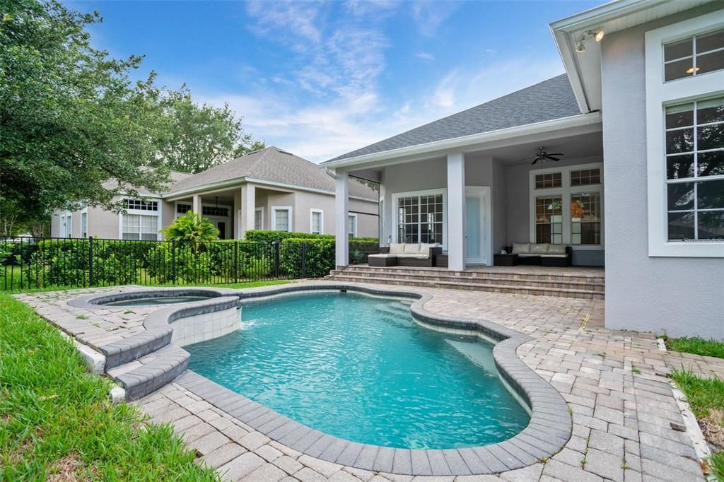 For Sale: $1,400,000 (5 beds, 4 baths, 3164 Square Feet)