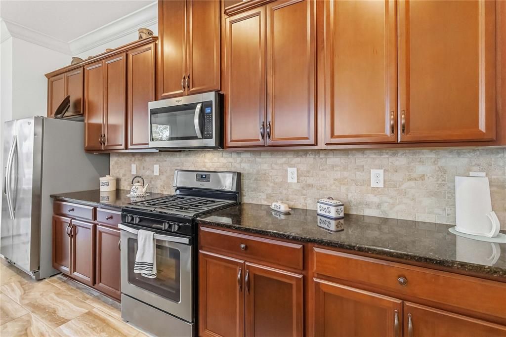 Activo con contrato: $299,900 (2 camas, 2 baños, 1464 Pies cuadrados)