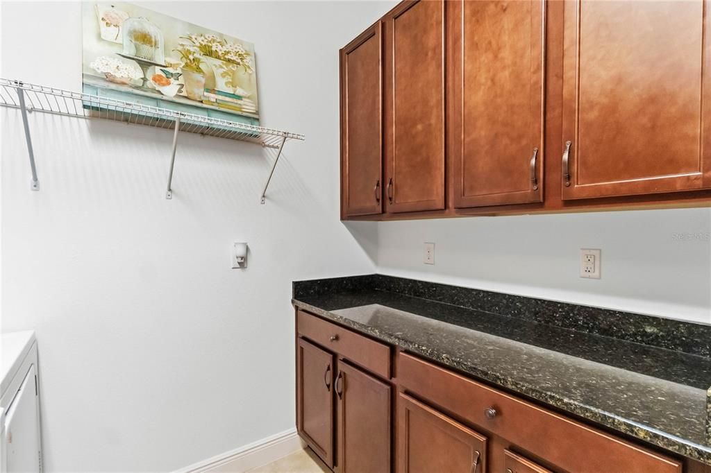 Activo con contrato: $299,900 (2 camas, 2 baños, 1464 Pies cuadrados)