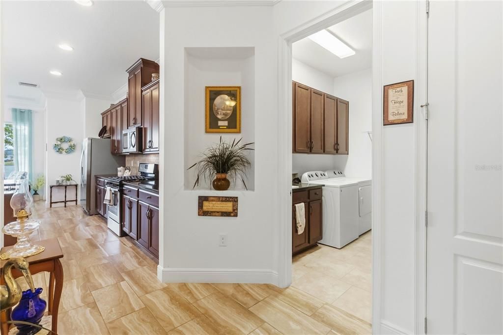 Activo con contrato: $299,900 (2 camas, 2 baños, 1464 Pies cuadrados)