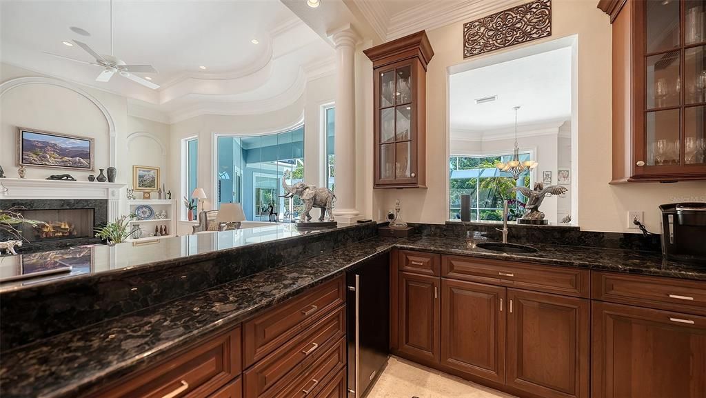Activo con contrato: $2,650,000 (4 camas, 3 baños, 5287 Pies cuadrados)