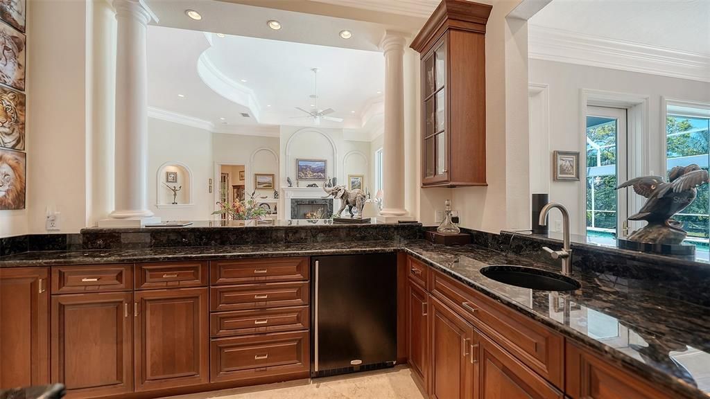 Activo con contrato: $2,650,000 (4 camas, 3 baños, 5287 Pies cuadrados)