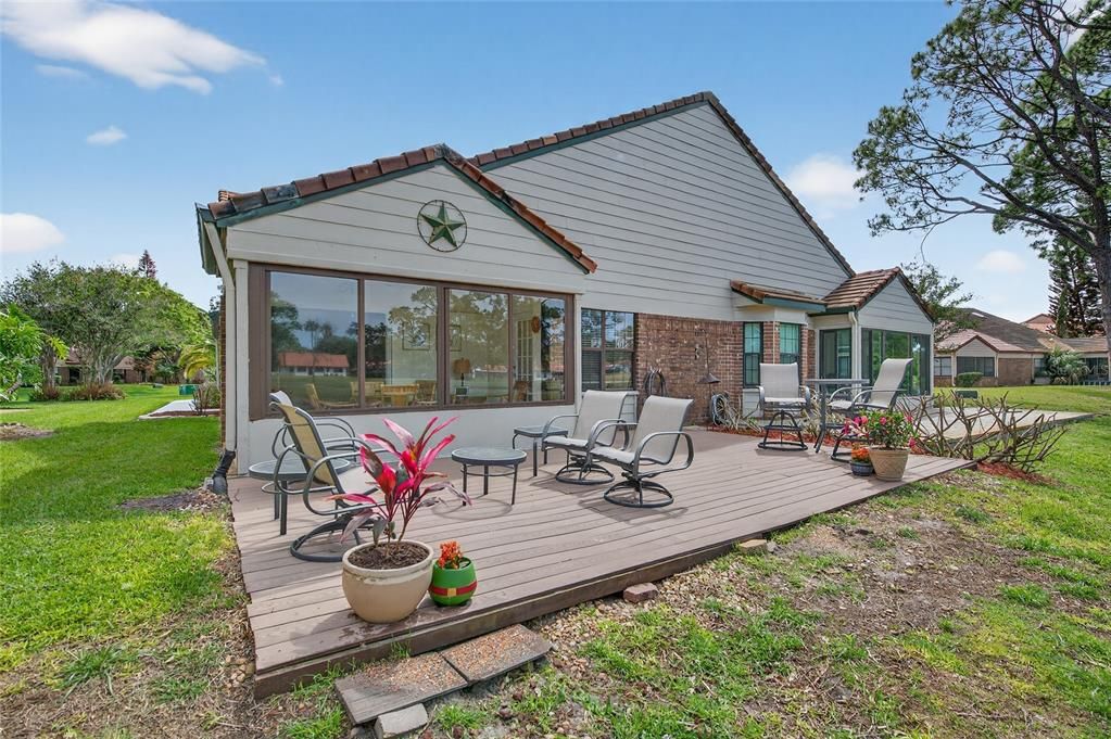 Activo con contrato: $249,000 (3 camas, 2 baños, 1455 Pies cuadrados)