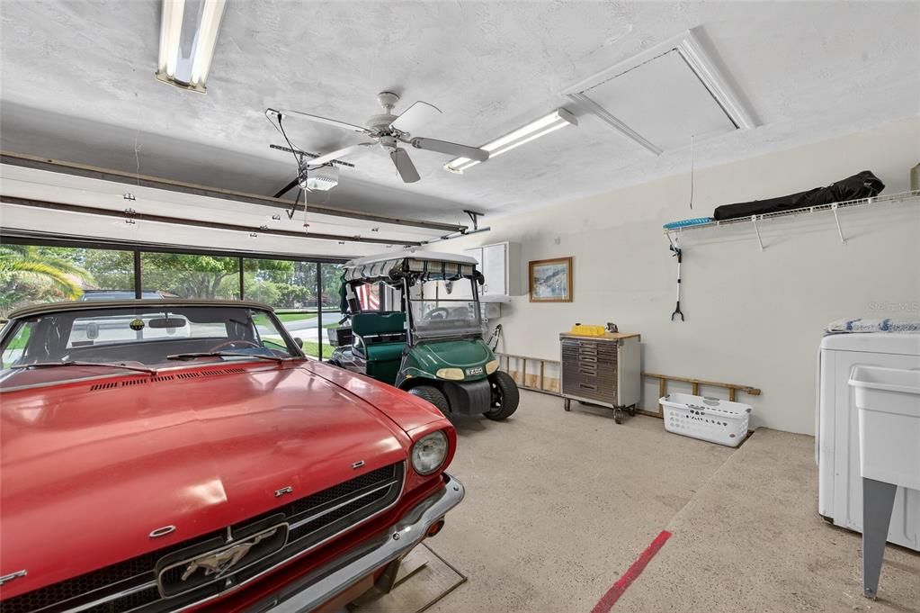 Activo con contrato: $249,000 (3 camas, 2 baños, 1455 Pies cuadrados)