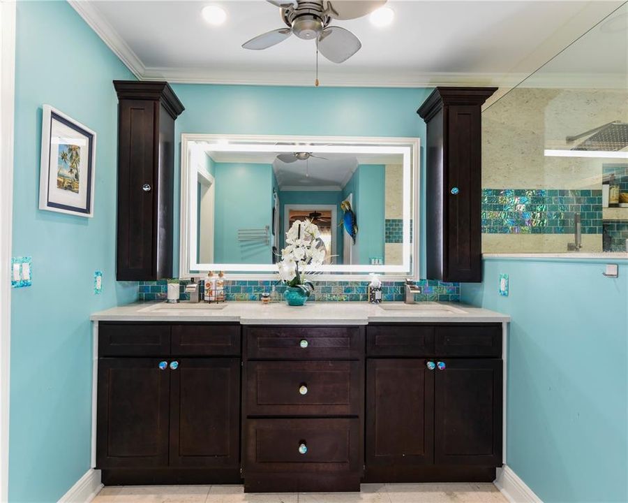 For Sale: $780,000 (3 beds, 2 baths, 2599 Square Feet)