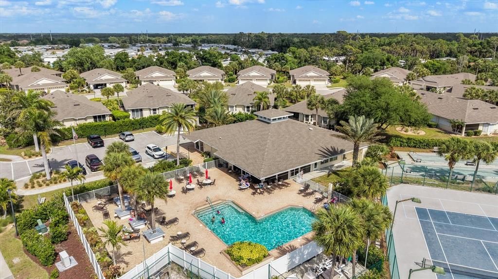 На продажу: $299,000 (2 спален, 2 ванн, 1385 Квадратных фут)