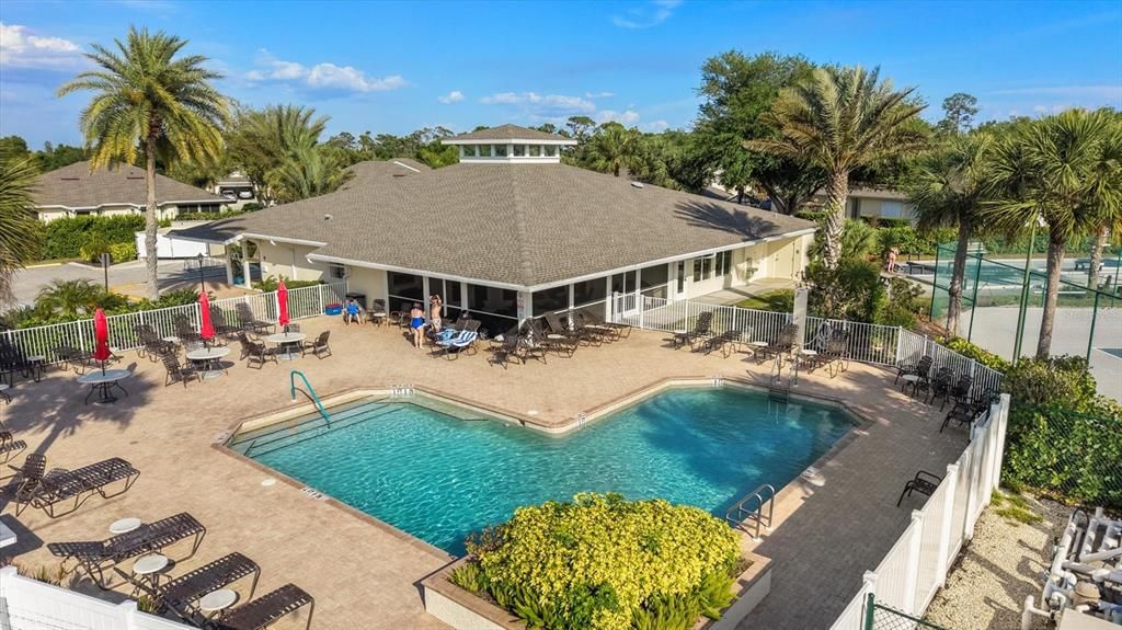 На продажу: $299,000 (2 спален, 2 ванн, 1385 Квадратных фут)