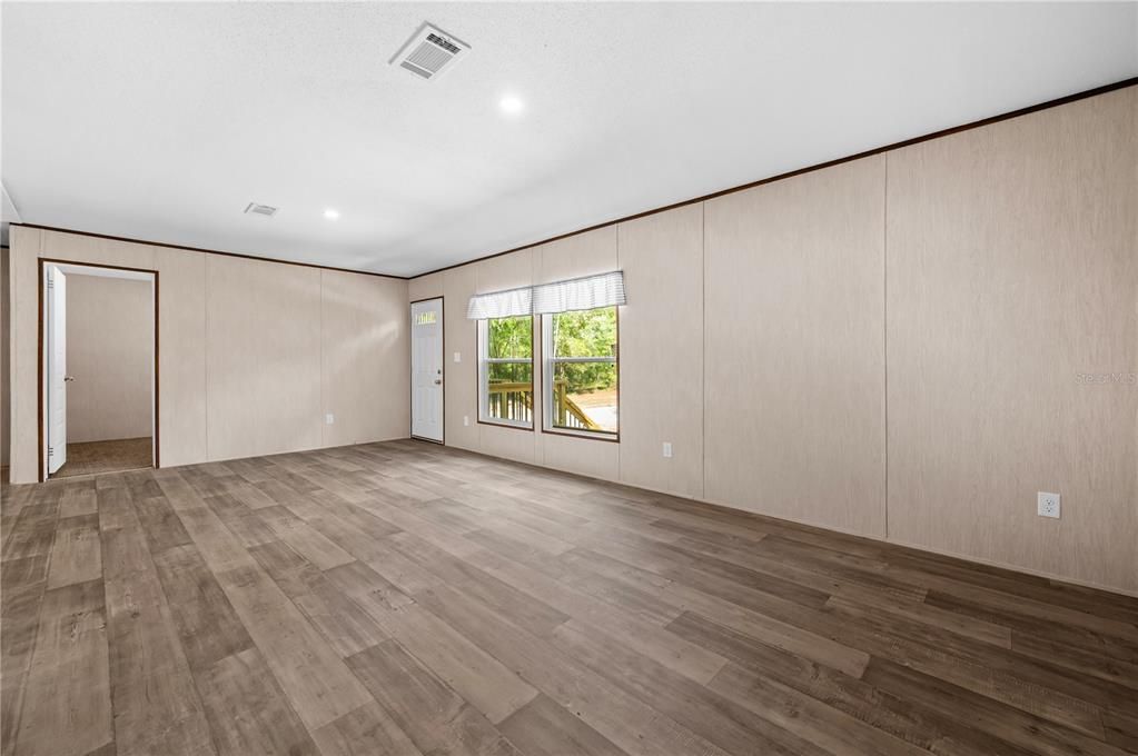 En Venta: $229,900 (3 camas, 2 baños, 1456 Pies cuadrados)