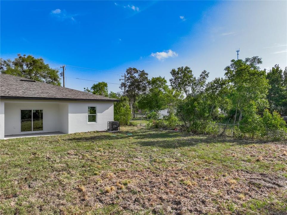 For Rent: $2,450 (3 beds, 2 baths, 1250 Square Feet)