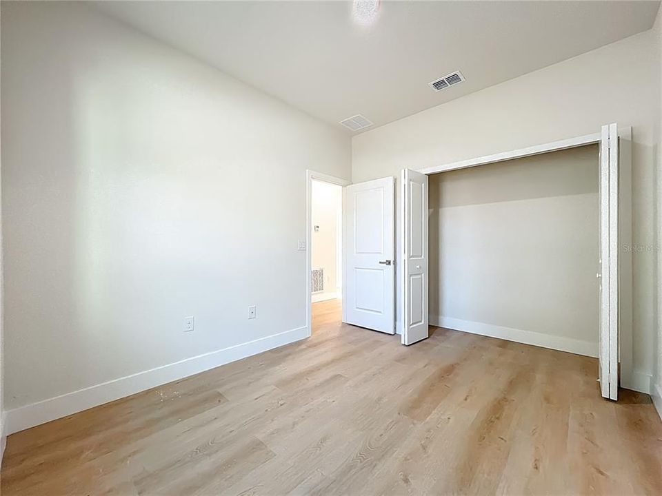 For Rent: $2,450 (3 beds, 2 baths, 1250 Square Feet)