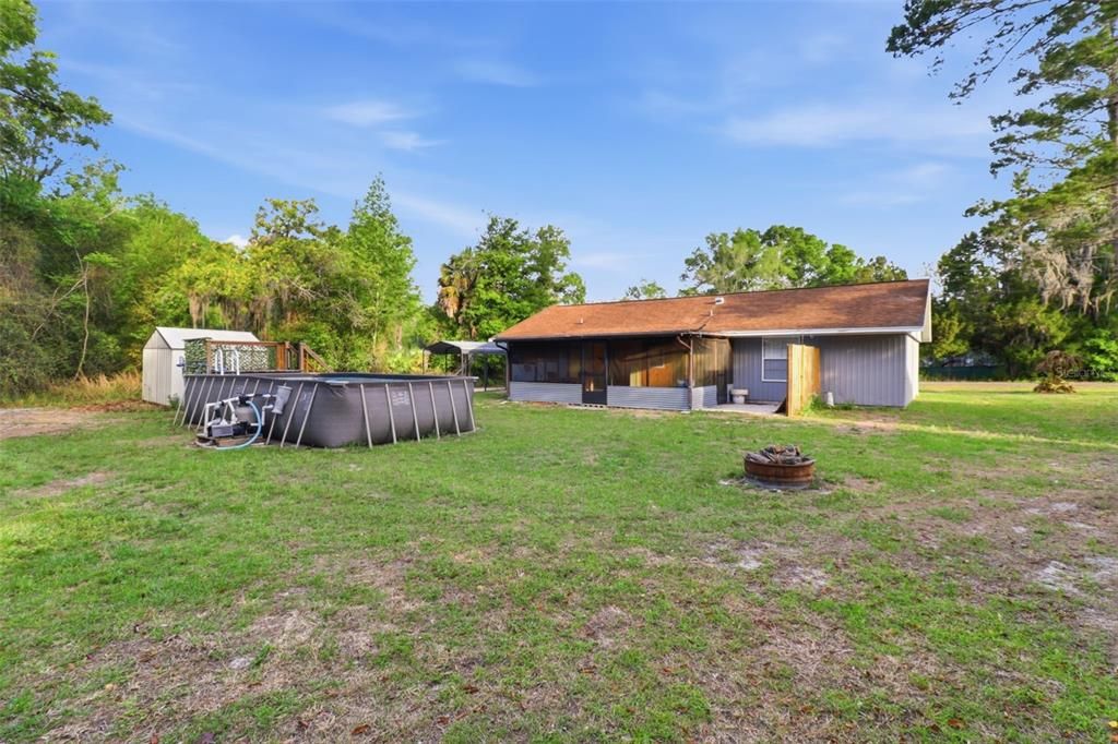 Activo con contrato: $177,900 (3 camas, 1 baños, 975 Pies cuadrados)